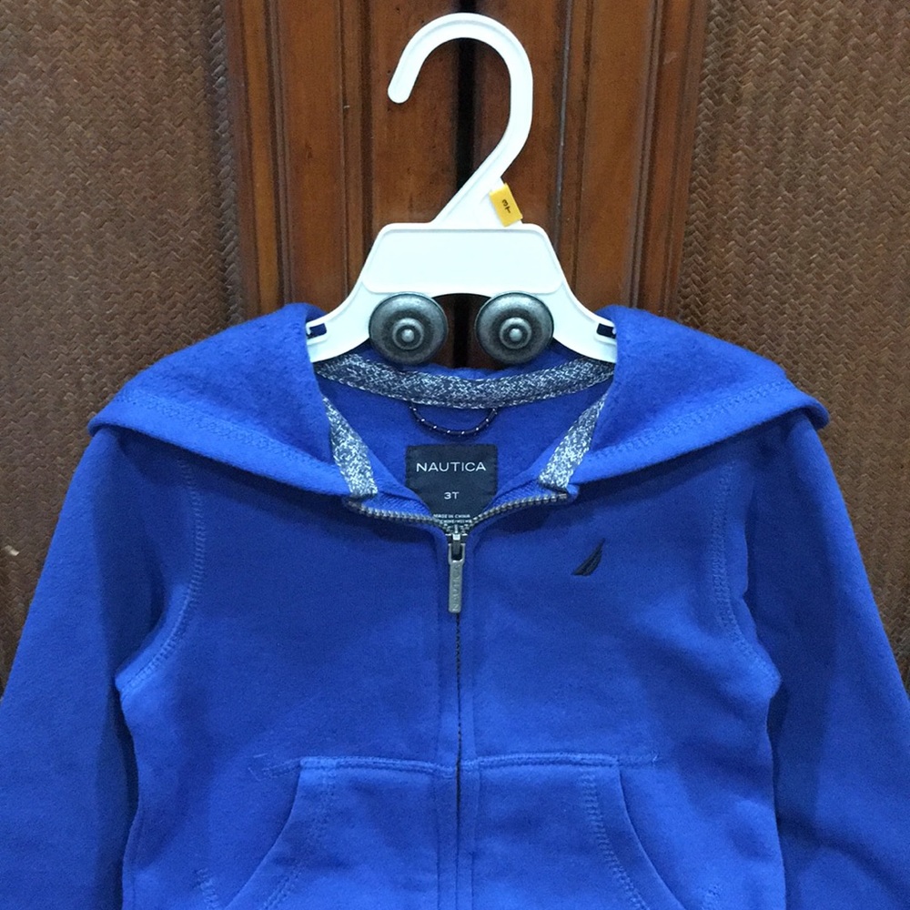 ๐ NAUTICA ๐ COLLECTION LUXURY SUPER CUTE BLUE COLOR KIDS HOODIE JACKET . - Picture 2 of 4